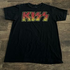 KISS Red, Orange, And Yellow Classic Distressed Logo Size Medium Unisex Cotton